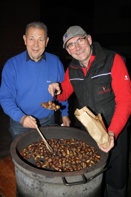 Adventzauber Illuminierung im Dorf Termin 2015 _2_.JPG