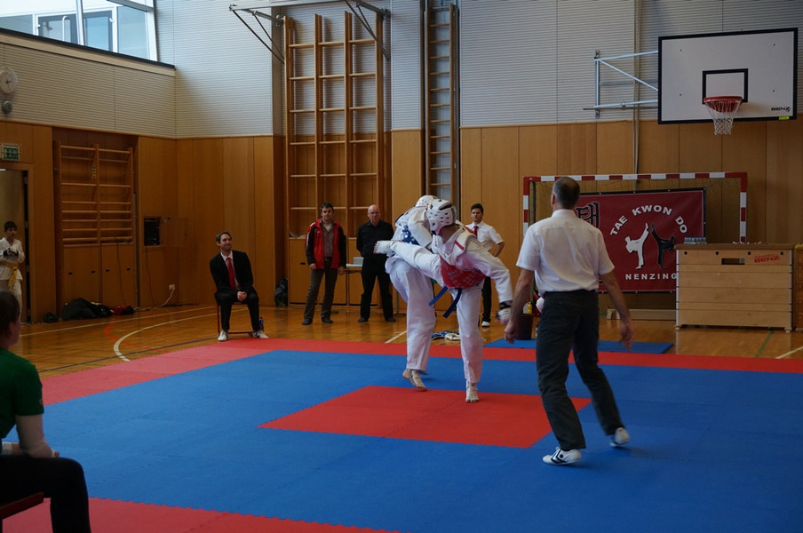 Kyorugi_LM20155.jpg