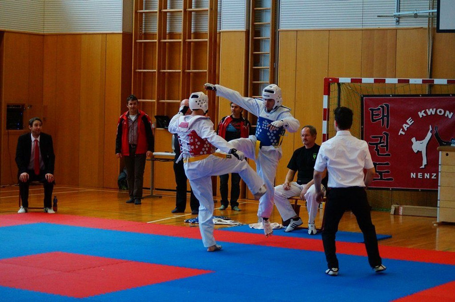 Kyorugi_LM201516.jpg