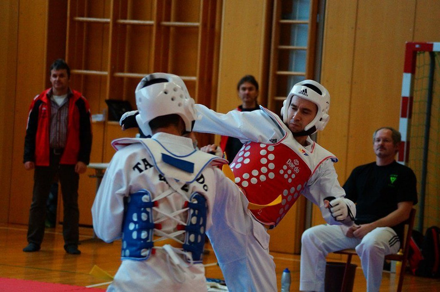 Kyorugi_LM201517.jpg