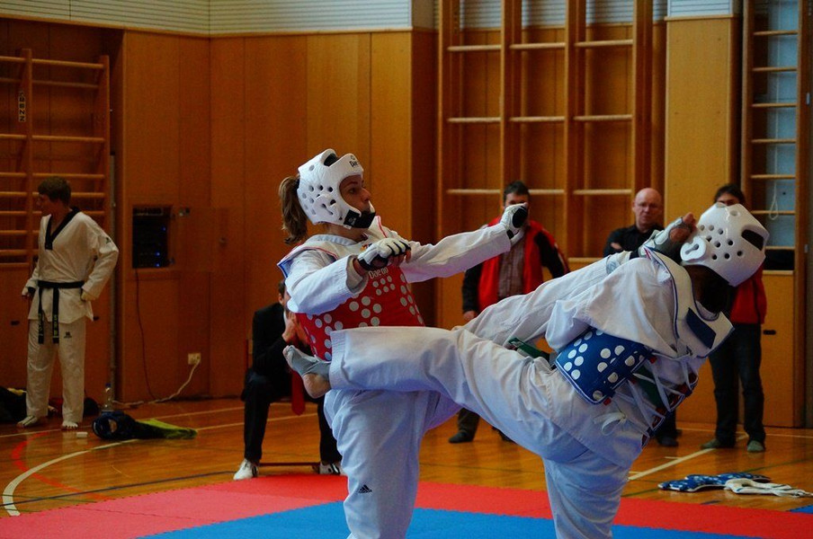Kyorugi_LM201525.jpg