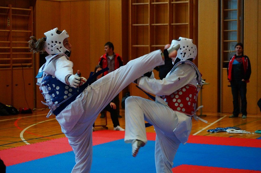 Kyorugi_LM201530.jpg