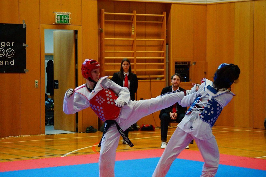Kyorugi_LM201553.jpg