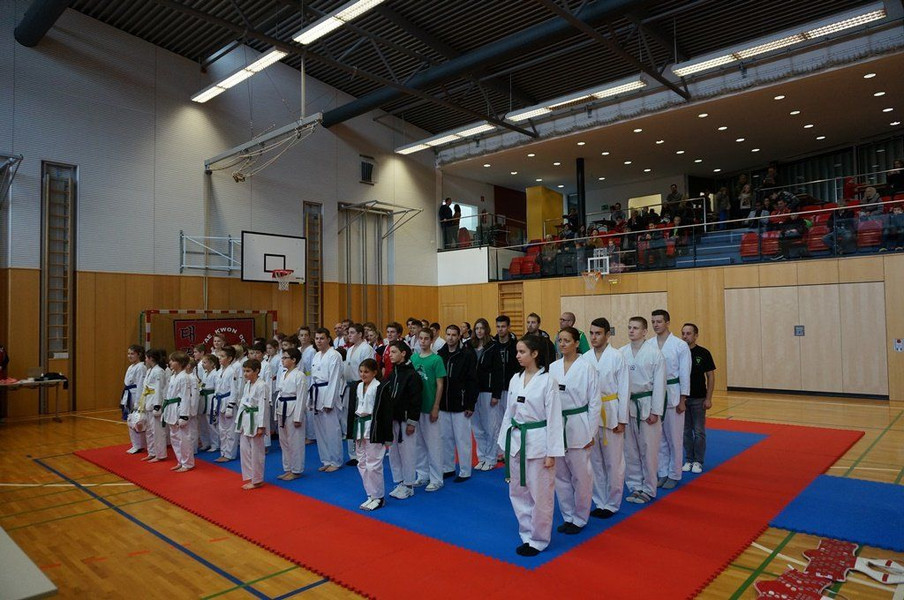 Kyorugi_LM201556.jpg