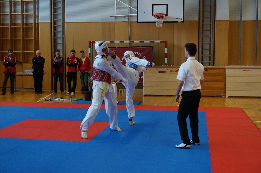 Kyorugi_LM201566.jpg
