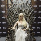 Game Of Thrones Stars auf dem Eisernen Thron auf der Vienna Comic Con