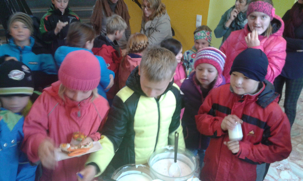 handy neu 844.jpg