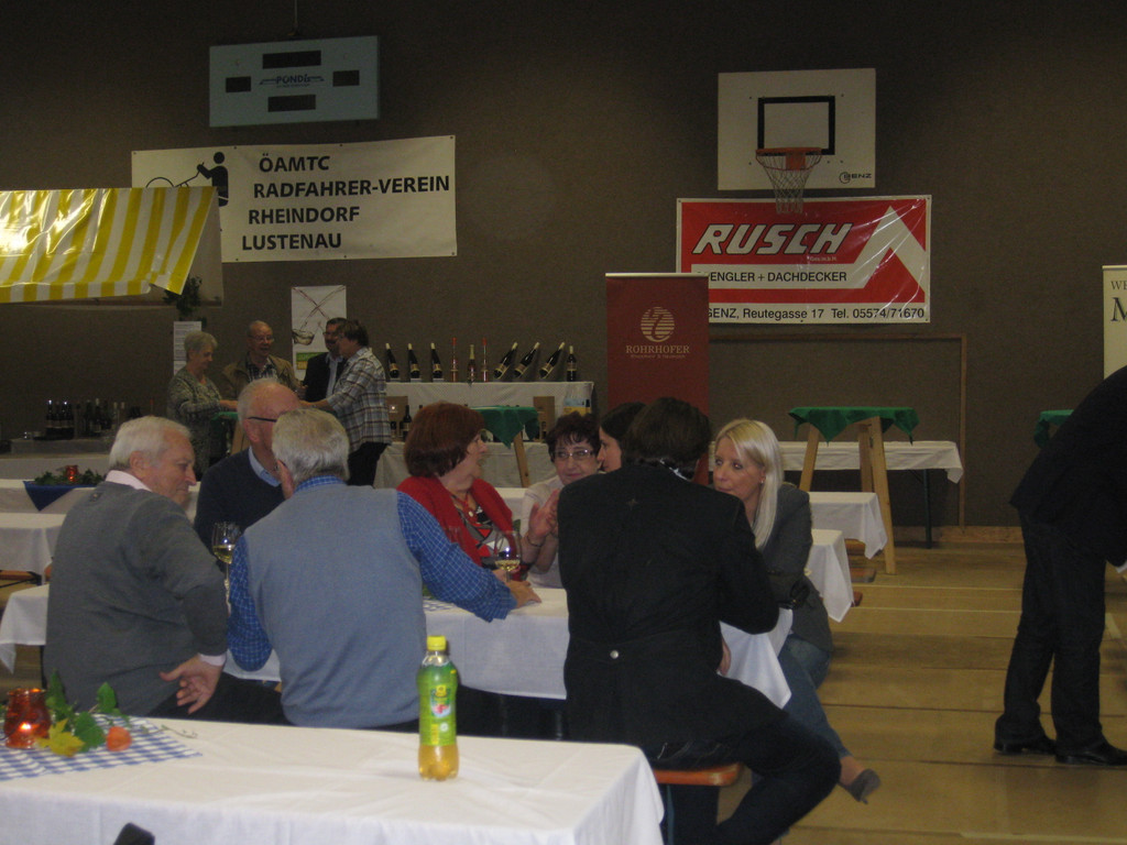 Weinfest  in der  Radlerhalle 2015 Bild 2.JPG