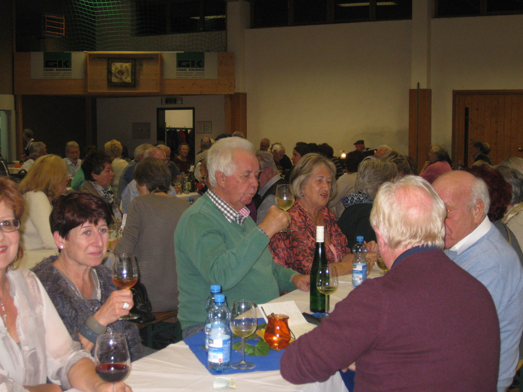 Weinfest  in der  Radlerhalle 2015 Bild 19.JPG
