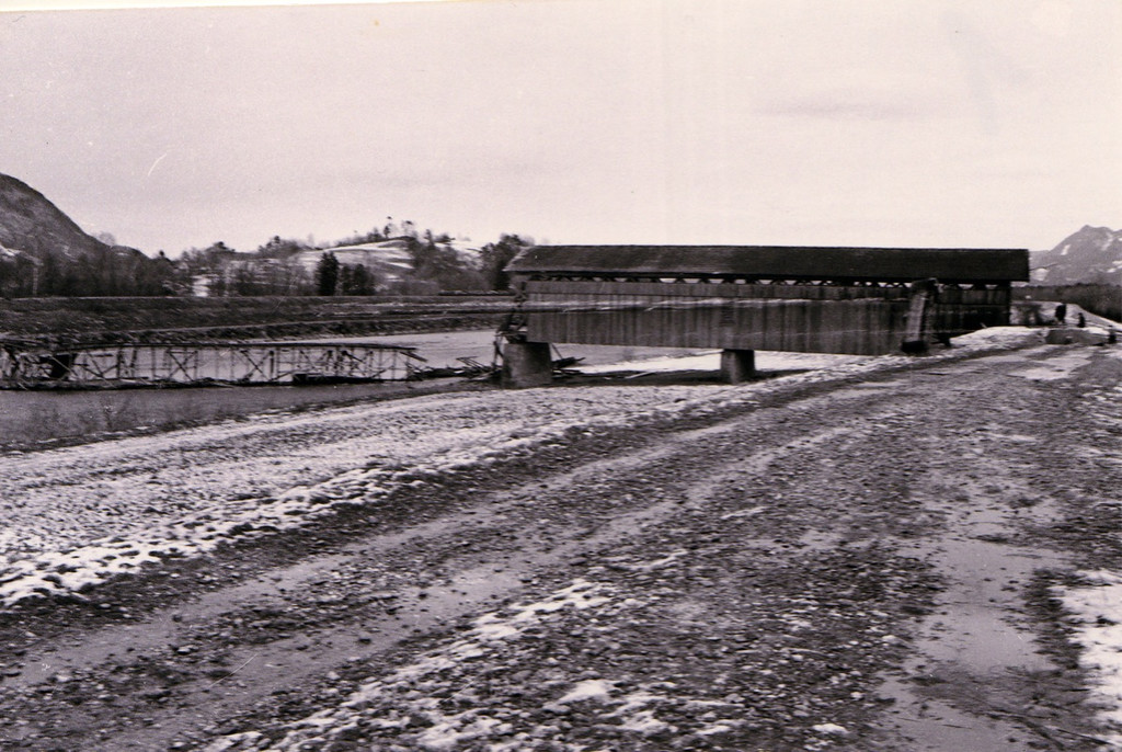 KOE_Rheinbruecke Bangs 5.jpg