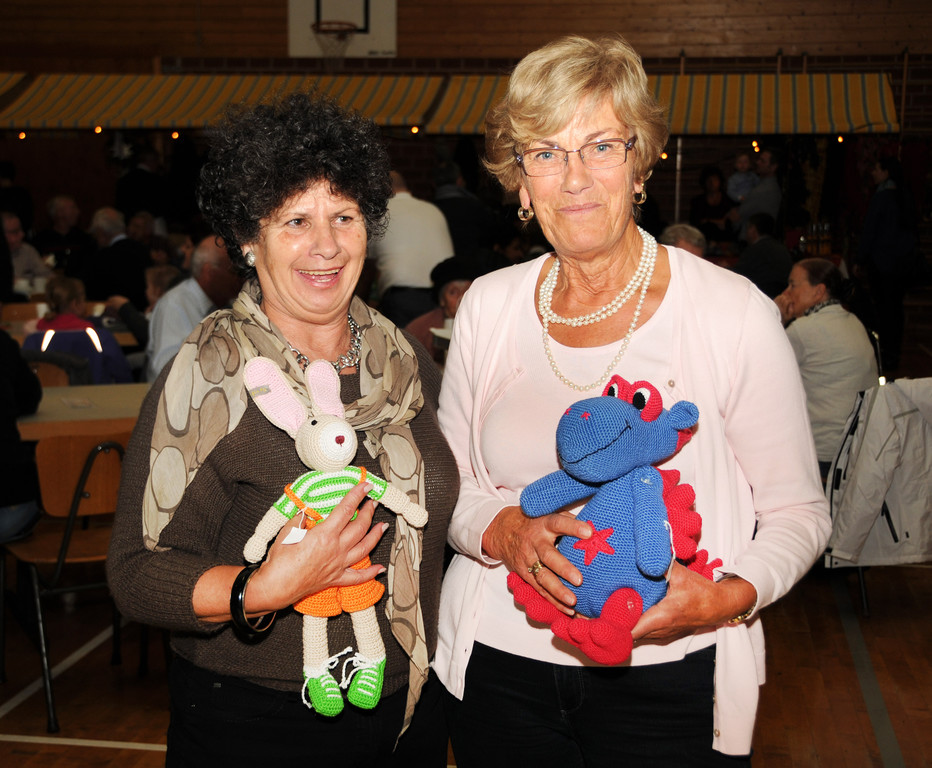 Adventmarkt Selbstgestricktes 180.jpg