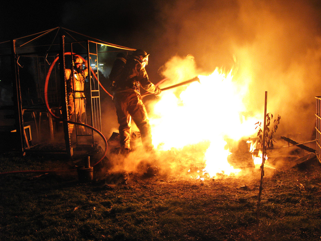 Schrebergartenbrand 24-11-2015 67.jpg