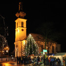 Lochauer Adventzauber: Stimmungsvolles „Adventmärktle“ mit Illuminierung