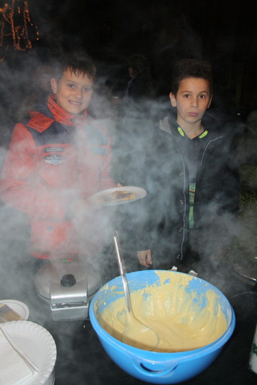Adventzauber ILLUMINIERUNG Adventmarkt 28-11-2015 _5_.JPG