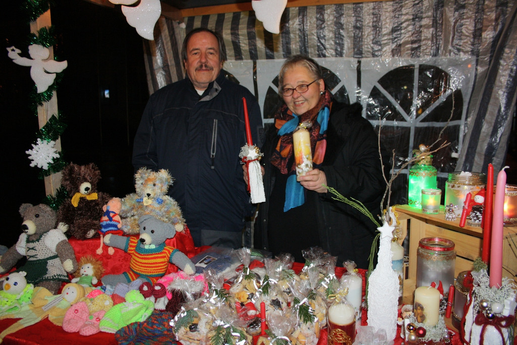 Adventzauber ILLUMINIERUNG Adventmarkt 28-11-2015 _15_.JPG