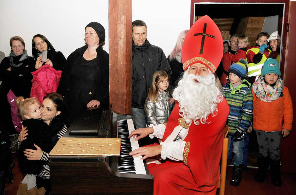 Adventmarkt Ho__chst 2015 106.jpg