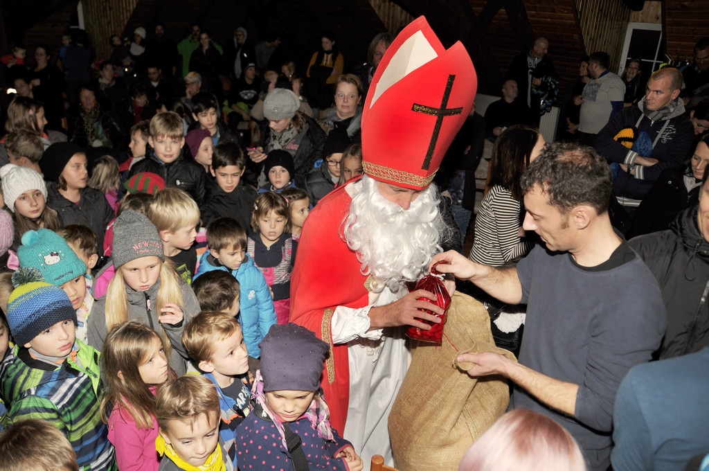 Adventmarkt Ho__chst 2015 114.jpg