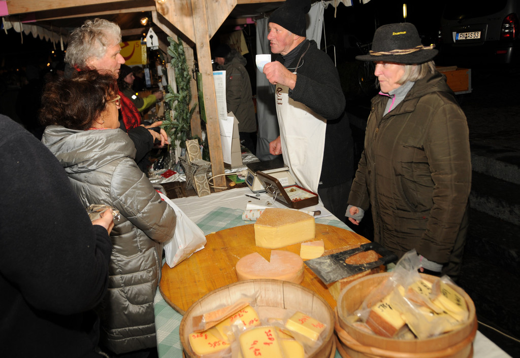 Adventmarkt Ho__chst 2015 128.jpg