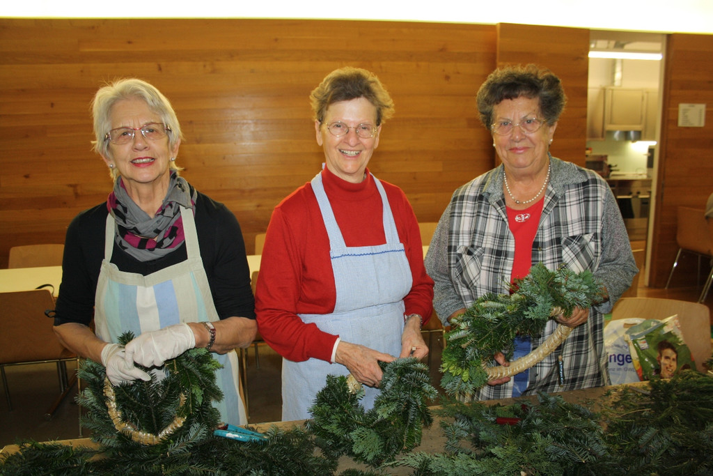 Adventkranzwoche Missionskreis 2015 _5_.JPG