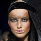 pg-beauty-fspga0900_06-bis-make-up-galliano-gueltig-bis-03_11.jpg