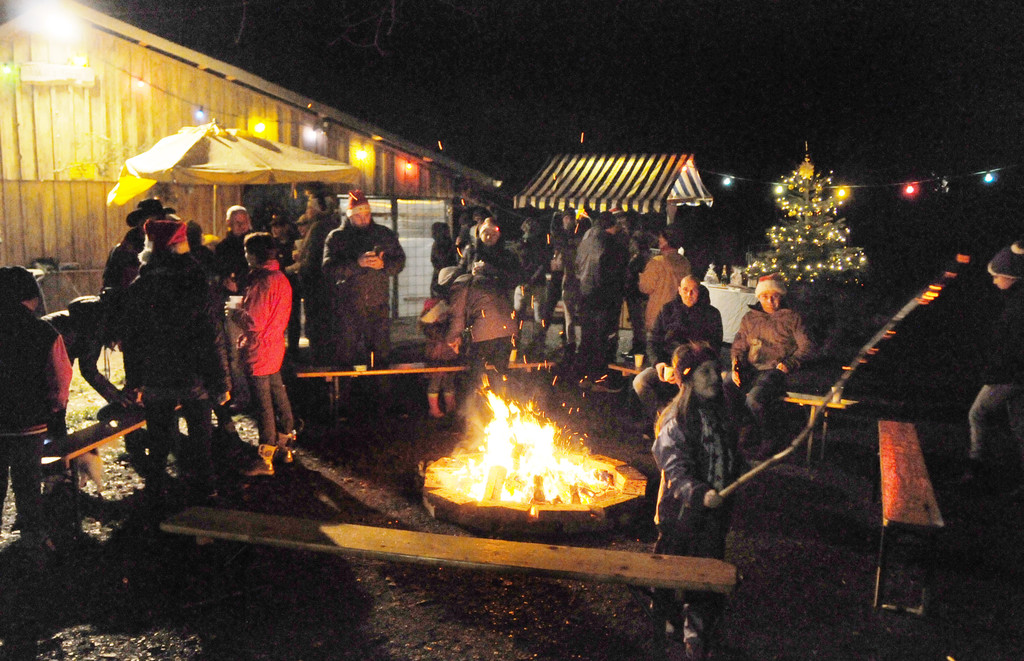 Tierverein-Nikolaus 04-12-2015 1.jpg
