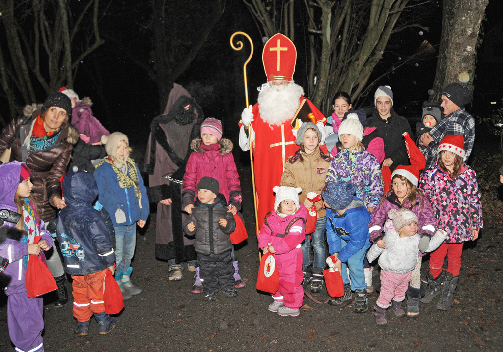 Tierverein-Nikolaus 04-12-2015 44.jpg