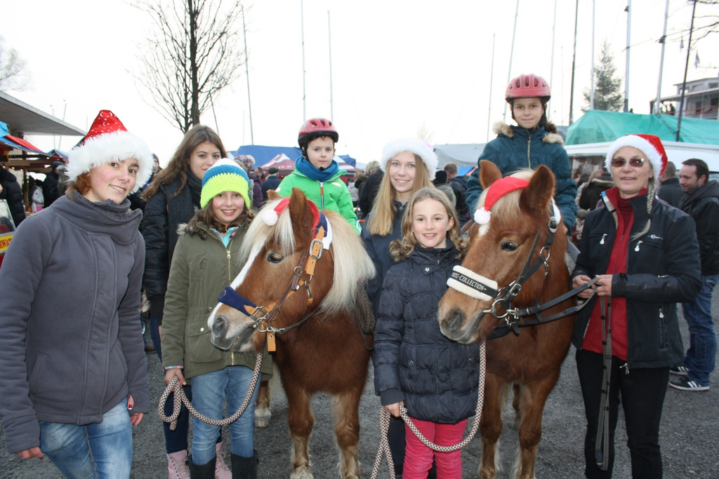 Lochauer Adventzauber NIKOLAUSMARKT am SEE 2015 _11_.JPG