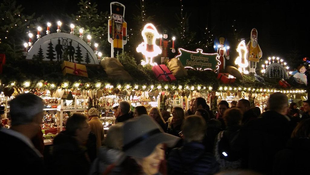 Weihnachtsmarkt Stuttgart 2015  Bild _13_.jpg