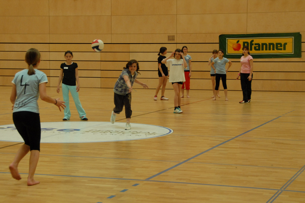 voelkerball_JPG-1275942076