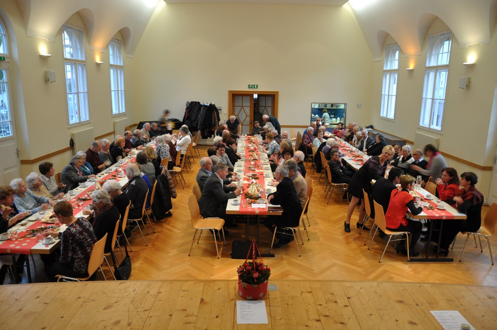 fr__hliche G__ste.jpg