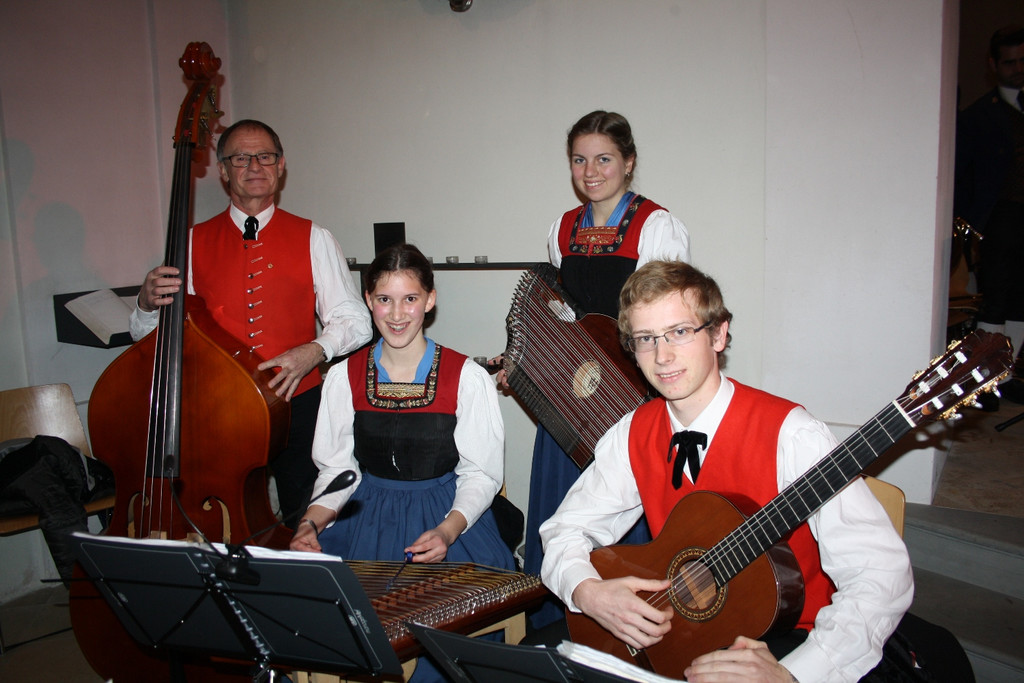 Musikverein Adventkonzert 2015 NACH _17_.JPG