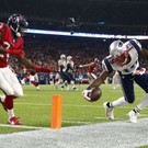 2015-12-14T030714Z_1718474651_NOCID_RTRMADP_3_NFL-NEW-ENGLAND-PATRIOTS-AT-HOUSTON-TEXANS.JPG