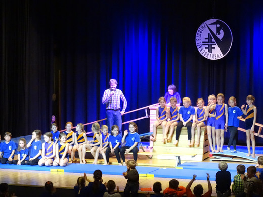 Kinderriege allerlei.JPG