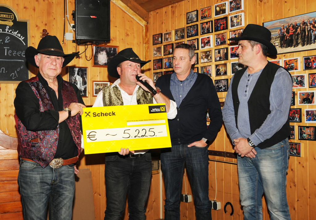 Cowboy-Scheck Familie 2015.jpg