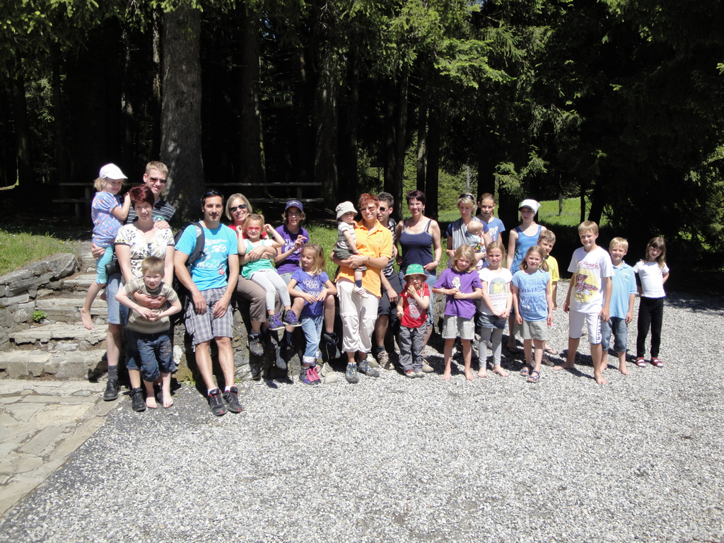 Familienwandertag die ganze Tr__JPG-1275987003
