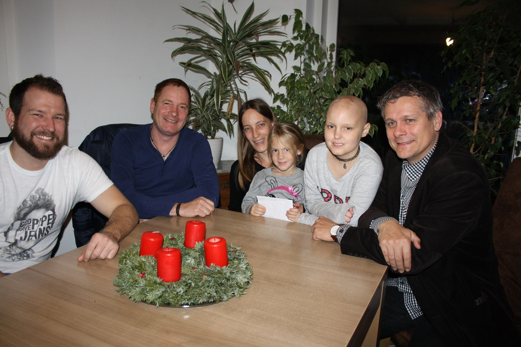 Turnier des Herzens GELD f__r Lisa-Marie in H__rbranz 14-11-2015 _1_.JPG