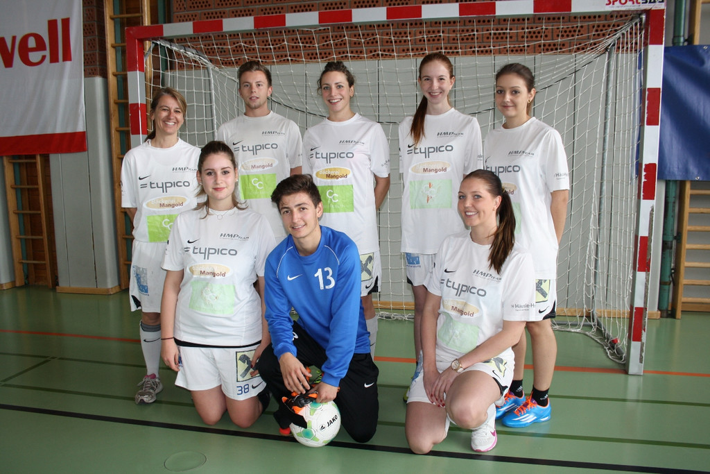 Turnier des Herzens SPORTHALLE Teams 14-11-2015 BMS _11_.JPG
