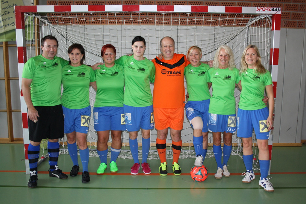 Turnier des Herzens SPORTHALLE Teams 14-11-2015 BMS _14_.JPG