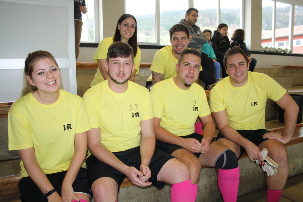 Turnier des Herzens SPORTHALLE Teams 14-11-2015 BMS _5_.JPG