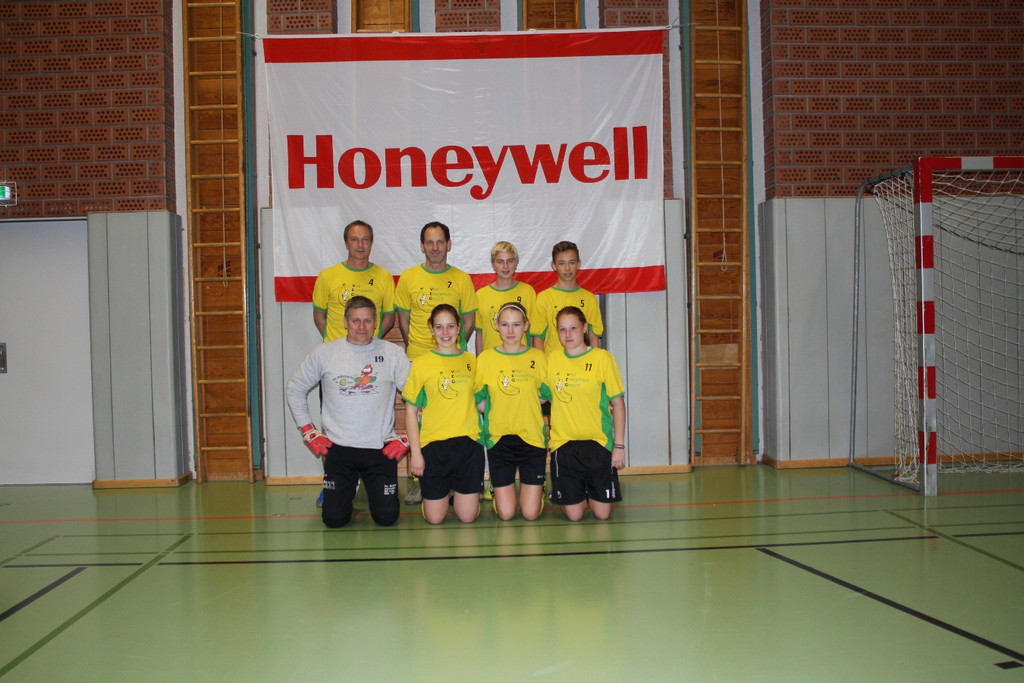 Turnier des Herzens Team Schluckspechte 14-11-2015.JPG