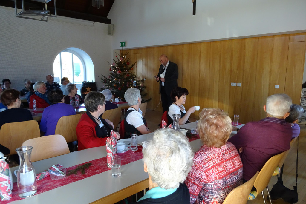 Seniorenweihnacht 2015 009.JPG