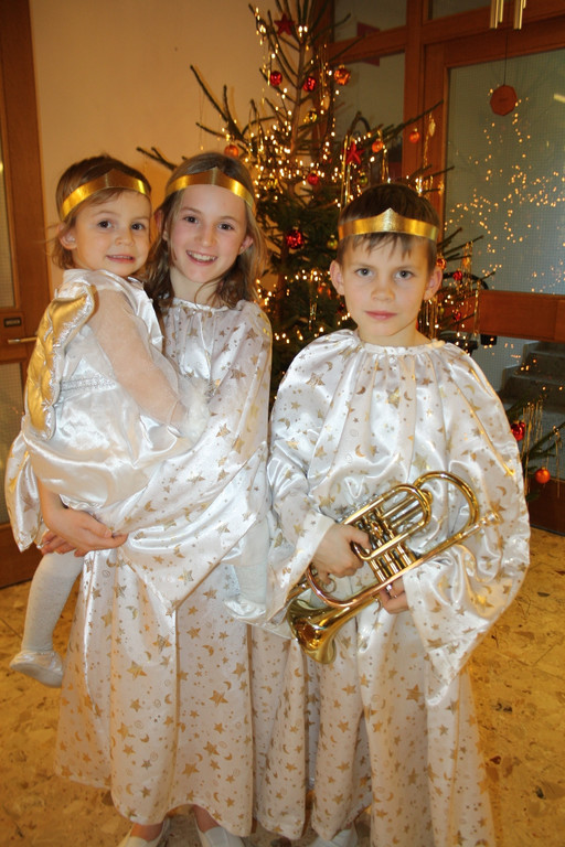 Jesuheim Weihnachtsfeier 23-12-2015 _5_.JPG