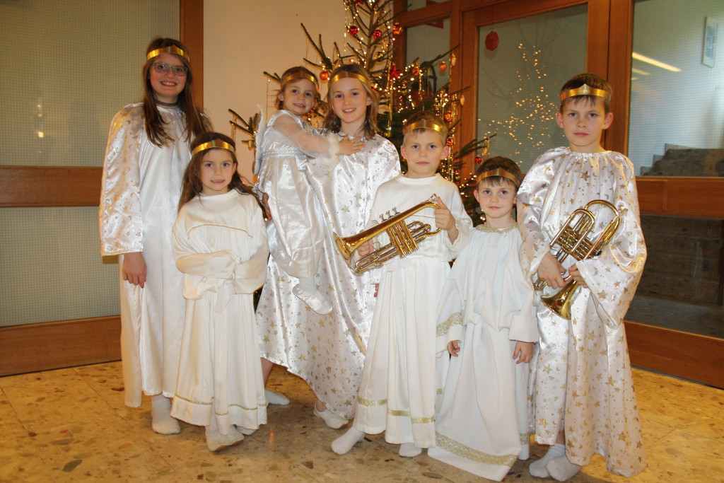 Jesuheim Weihnachtsfeier 23-12-2015 _3_.JPG
