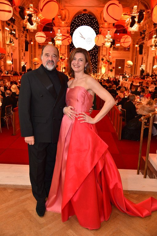 HOFBURG_SILVESTERBALL_2015_Kurt_Rydl_Direktorin_Alexandra_Kaszay_Festsaa___.jpg