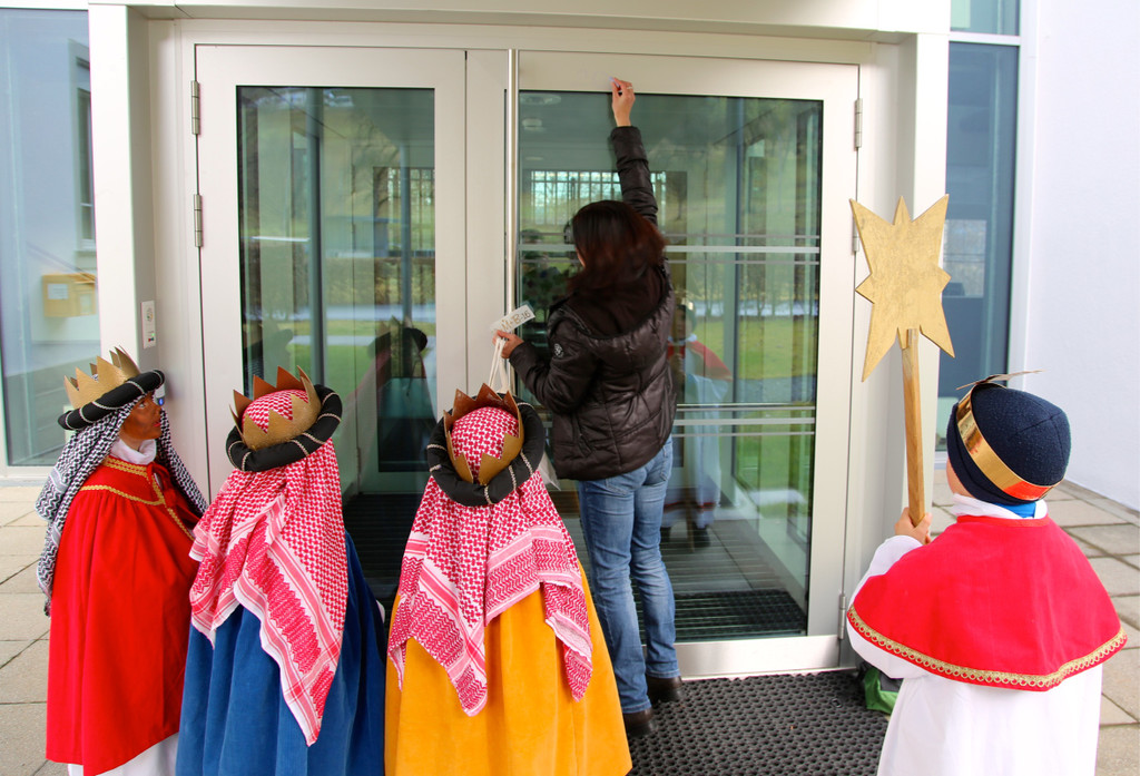 BK_Sternsinger in FG unterwegs 22.jpg