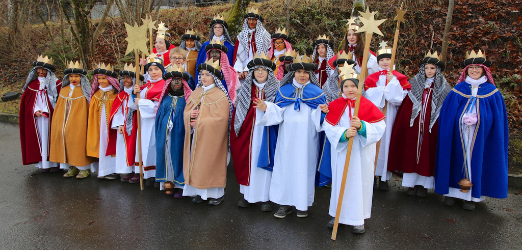 BK_Sternsinger in FG unterwegs 0.jpg
