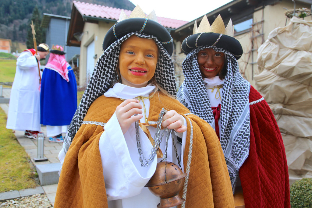 BK_Sternsinger in FG unterwegs 23.jpg