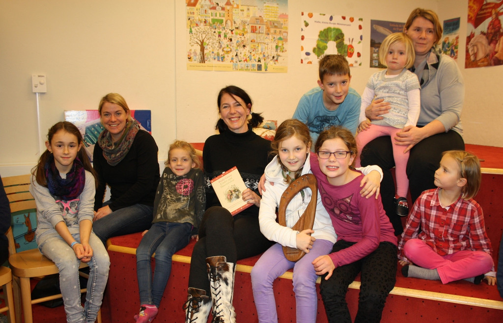 B__cherei M__rchenstunde SCHEIL STEFFI B 2015 _14_.JPG