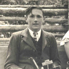 Alois mit seiner Kamera in M_ Luggau 1956.jpg