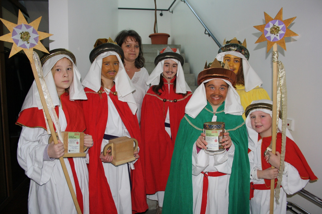 Sternsinger Aktion Lochau 05-01-2016 _3_.JPG